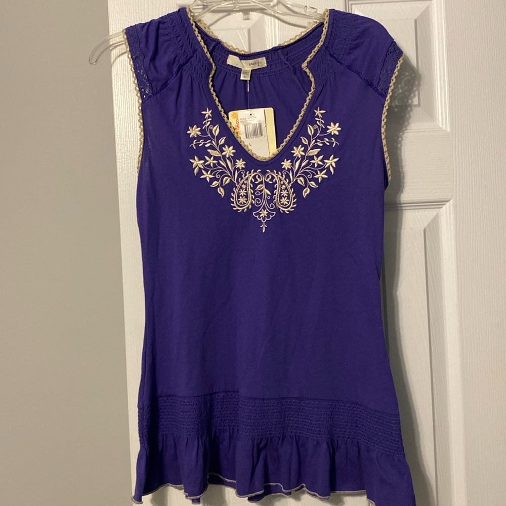 Short sleeve shirt